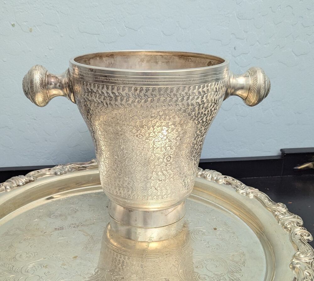 Silverplate Engraved Leaf Design Champagne Or Wine Ice bucket Knob Handles